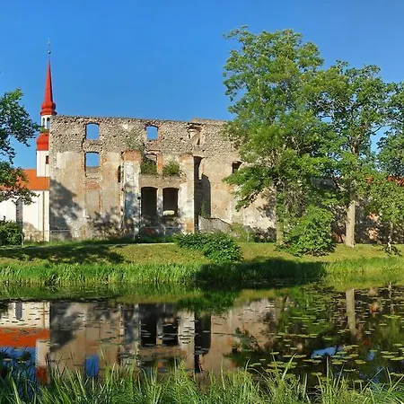 Gostinjska kuća Rivaal Guesthouse-cafe 3*