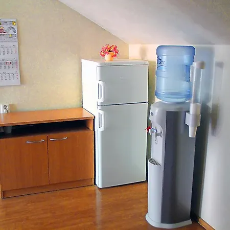 瑞瓦尔咖啡店旅馆 3*