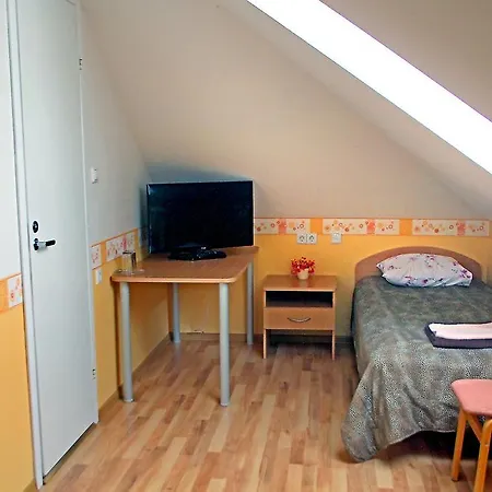 瑞瓦尔咖啡店旅馆