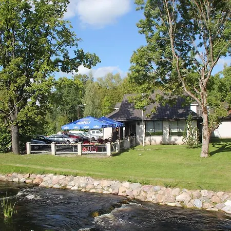 Guest house Rivaal Guesthouse-cafe Poltsamaa