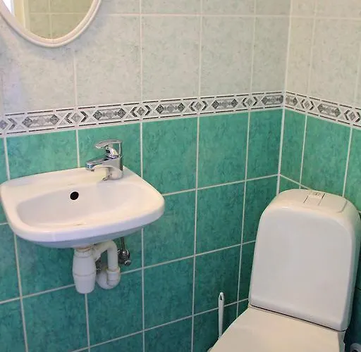 Rivaal Guesthouse-cafe Пылтсамаа