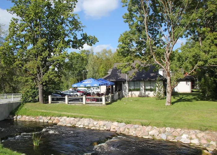 Penzion Rivaal Guesthouse-cafe Poltsamaa